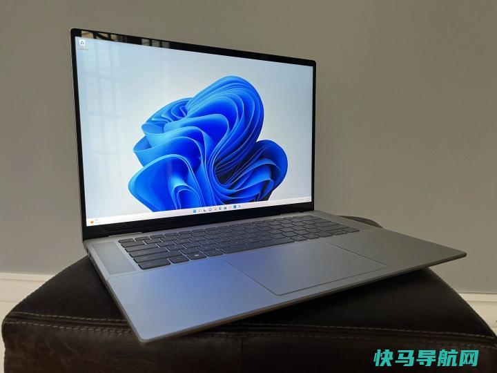 文章:《2023年最佳2合1笔记本电脑：最佳整体、最佳电池续航时间等》_配图2