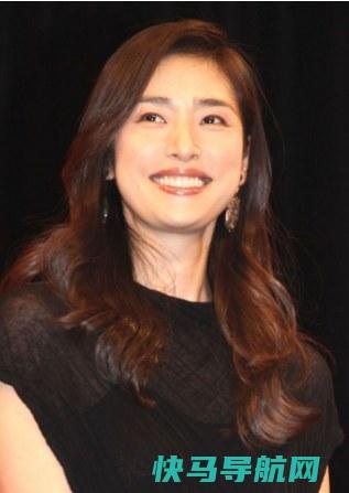 天海佑希抢眼!《》剧场版举办完成发布会