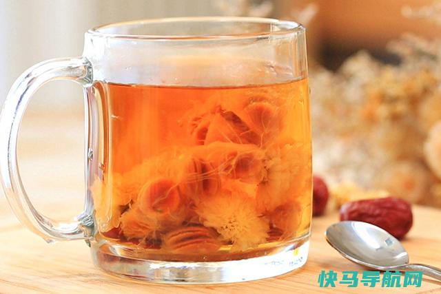 秋天嗓子不舒服？用这果子和菊花一起煮，滋润嗓子，老师要多喝！