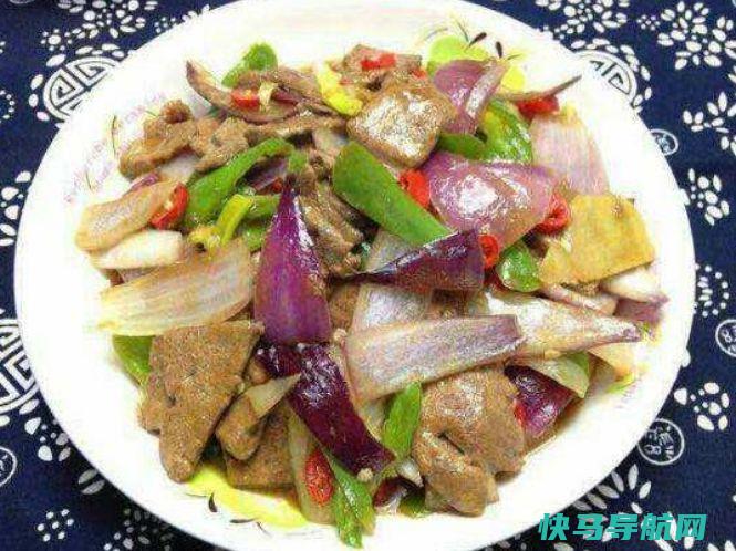 洋葱和此物炒，美味下饭，清肝明目，改善视力，肝越