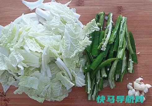 冬天别只顾吃羊肉，多吃它，2块钱炒一，能润肤养
