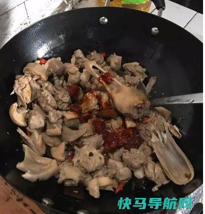 它是肺部保护伞，清肺，家家户户都有，有烟瘾的更