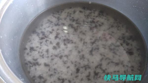 年过40要吃，黑发养血，补钙益身，超市一把才3块，