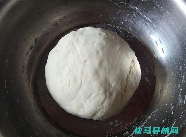 营养可口的香辣花卷，5就学会，香香辣辣，吃了松