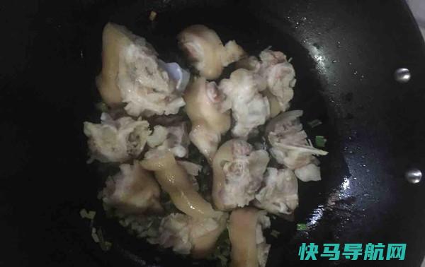 猪蹄这么做最香了，我家1周做3次，次次精光，光听