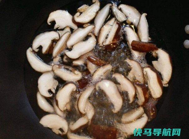 香菇需要焯水吗？原来我一直做错了，做香菇又美