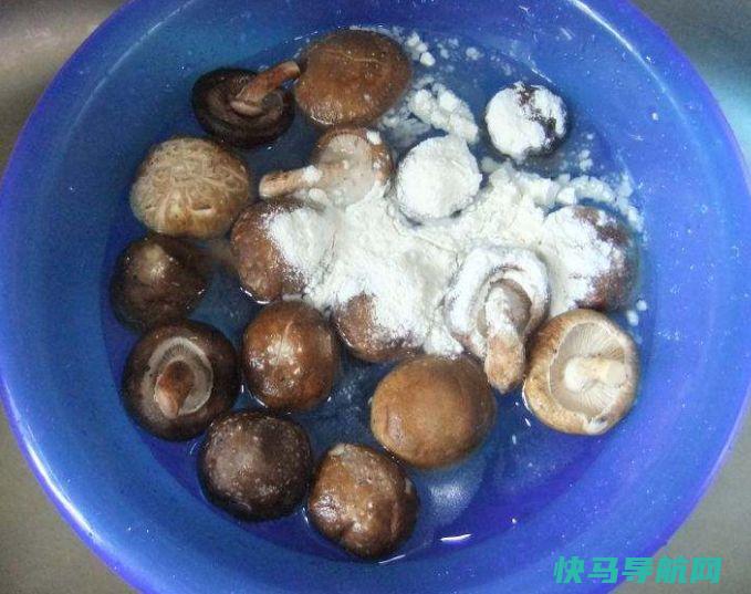 香菇需要焯水吗？原来我一直做错了，做香菇又美