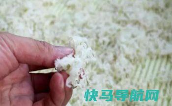 秋天腌点萝卜丝，又脆又香一次做10斤，吃一年也不坏