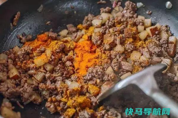 土豆牛肉，简单，盘子都舔干净了