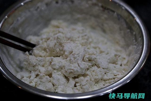 最好吃的韭菜盒子，因为加了它，鲜香可口，外酥里嫩，总