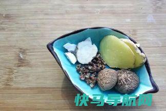 冬天炖羊肉，要想羊肉不膻汤鲜味美，记住只用这3种