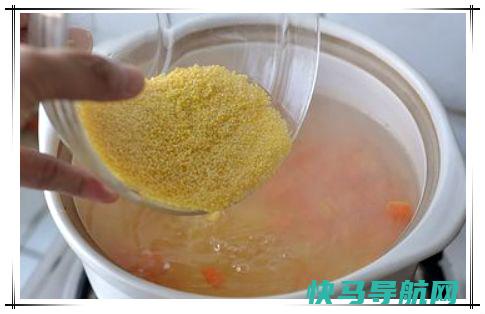 煮粥时，万万不要直接下锅，多做一步，顺滑米