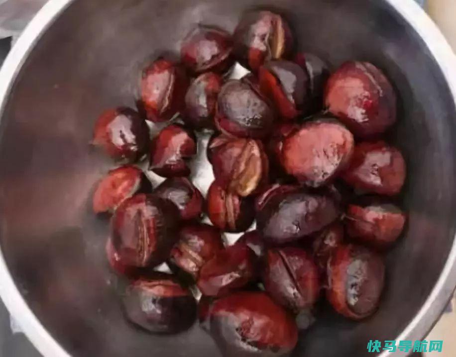 想吃炒板栗不用买，在家炒更实惠，不用沙炒，个