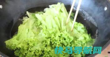 买时，正宗瓶身上都有这2个字，如果没有最