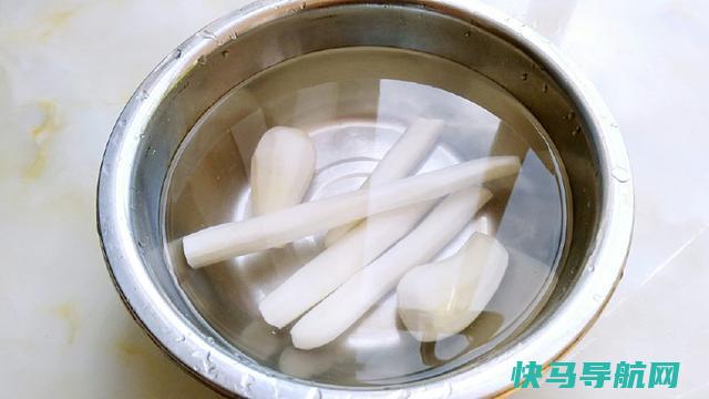 山药的别样吃法，我家三天两头准做一次，次次吃个精