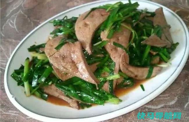 韭菜加一物炒，2块钱成本，补血又淡斑，皮肤细腻，腰围