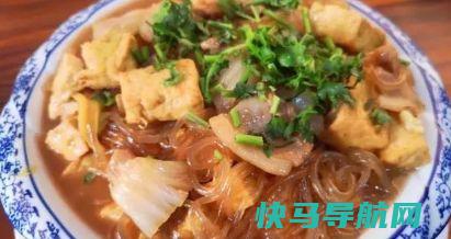 做白菜炖豆腐时，先炒豆腐还是白菜？都不对！这样做更香更入味