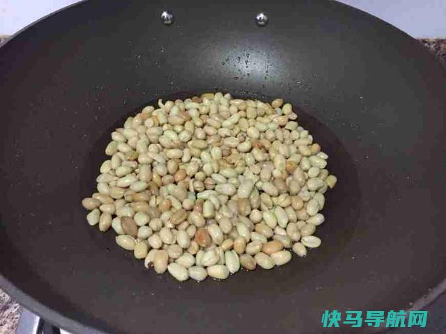 酒店的酒鬼花生又香又脆，自家却做不出，原来是