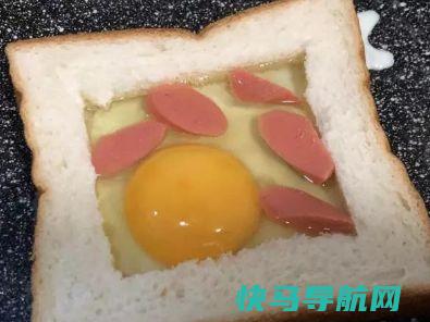 教你用平底锅做这早餐，5分钟搞定，松软可口，还补钙，