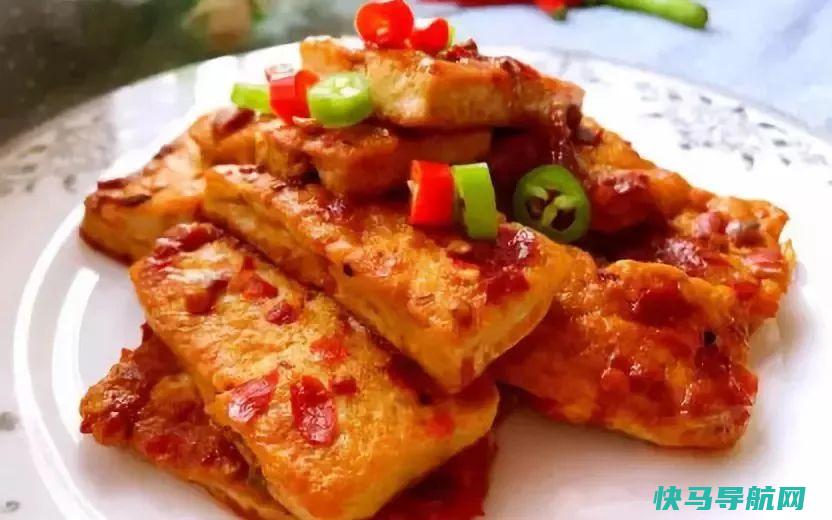 豆腐这样做，鲜嫩适口，比麻婆豆腐更好吃，下饭下酒都合适