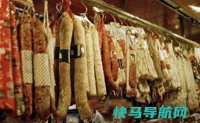 68岁的湖南奶奶教你腌腊肉，腊肉黄里透红，咸淡适口