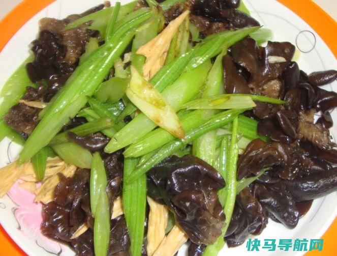 木耳和此菜一起炒，每天吃一盘，刮油又瘦身，血管变软