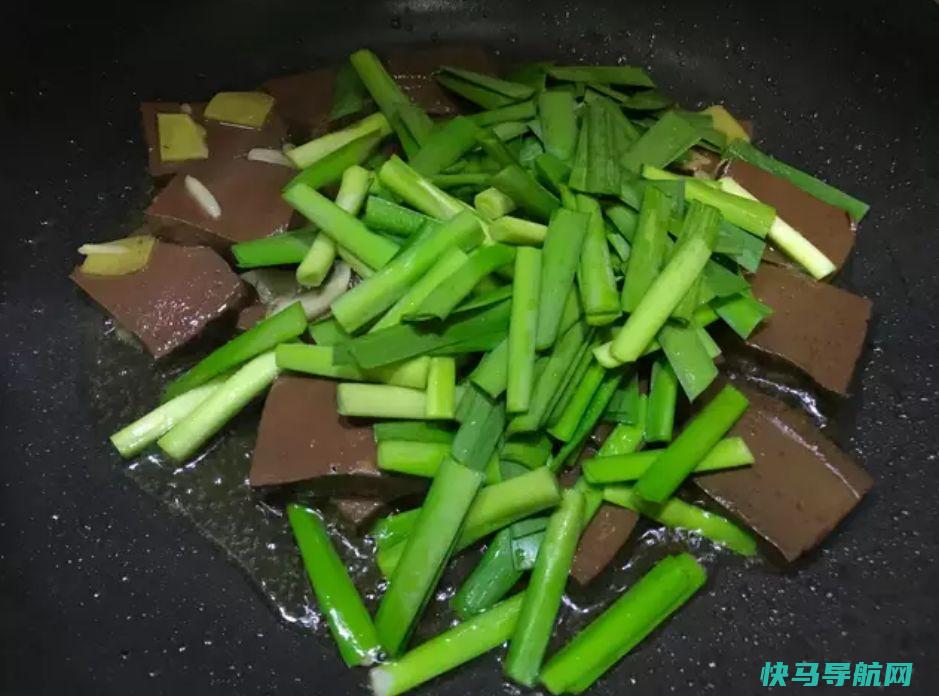 韭菜和此物一起炒，5块钱一斤，补血养血，，肠