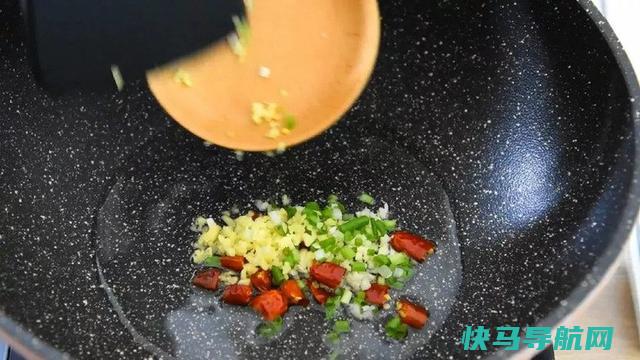 大热天，隔三差五就要吃这菜，开胃又下酒，每次做