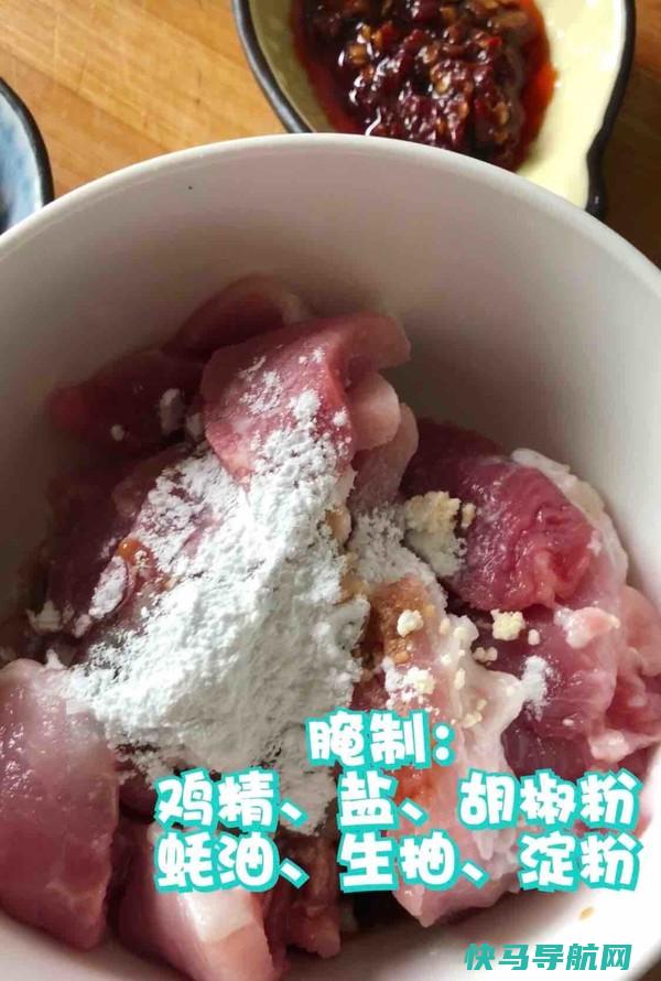 青椒炒肉，青椒辣脆，肉香四溢，特别是用它腌肉