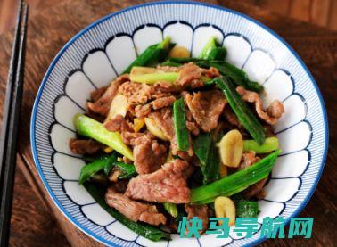 炒牛肉时，切记直接下锅，老厨师教你这样做，牛肉软烂入味还好吃