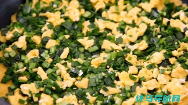 ，1把韭菜，教你自制营养早餐饼，清香滑嫩，上桌