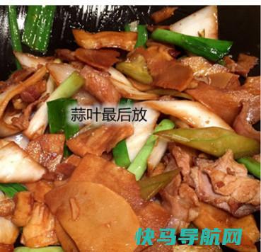 别再去美容院了，女人常吃这道菜，满满的胶原蛋白驻