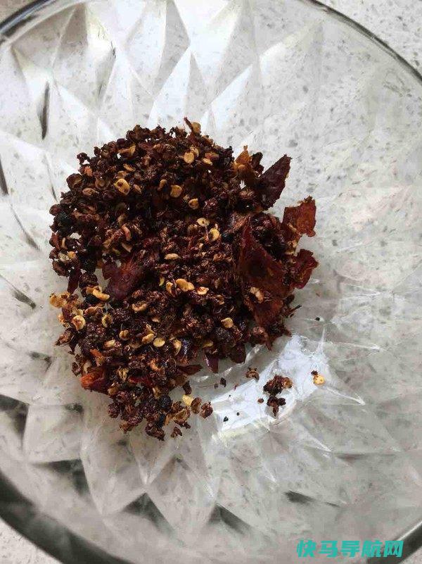 麻辣可口的水煮肉片，只要有这道菜，米饭总是不够吃