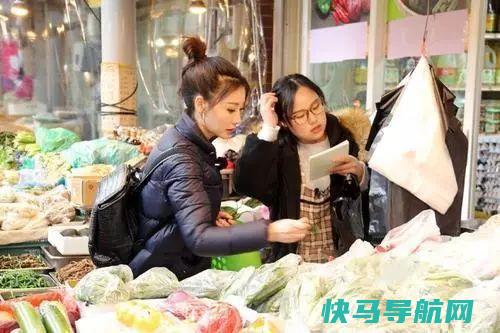食品销售商透露，顾客正在排队购买市场上“最不干净”的4种食品。