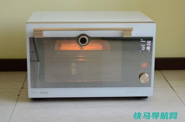 面粉加蜂蜜，不油炸，制成香甜酥脆小麻花，就爱