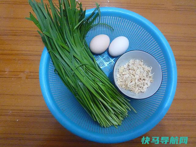 姥姥做的韭菜盒子，不油炸更健康，3分钟学会，再也不