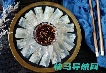 做肉皮冻加一物，猪皮冻晶莹透亮，筋道弹牙，新手也能一次成功