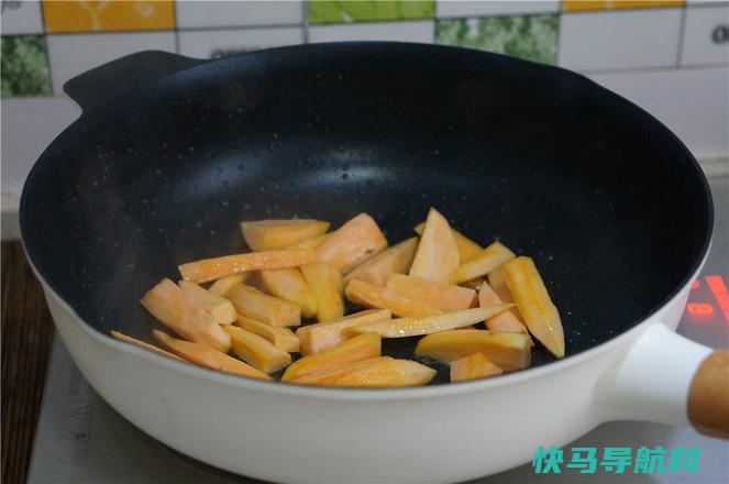 自从学会了米粉这做法，我家隔三差五就做，闺女点名