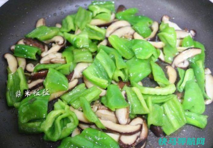 香菇和此物一起炒，隔三差五炒一盘，饿死癌细胞，血管