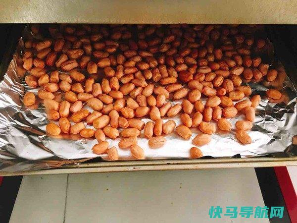 花生别再油炸了，3勺做出绝味花生，这香脆，让你