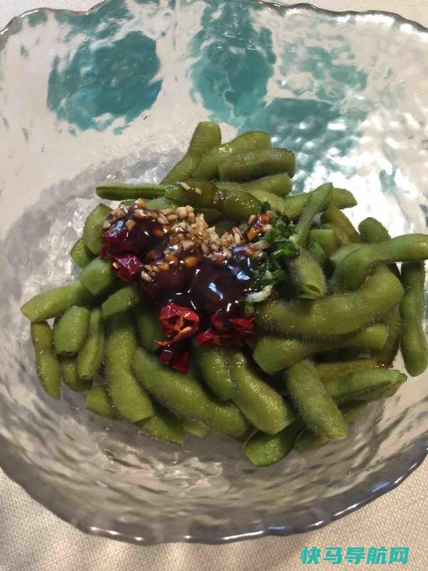 46年烧烤店老板拌毛豆时，这6味必不可少，缺一样都