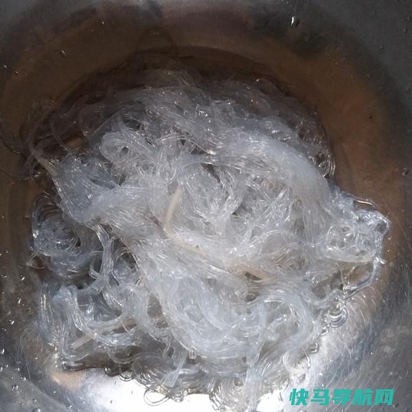 这菜贫血的人要多吃，补钙明目，做法简单，现在吃正合