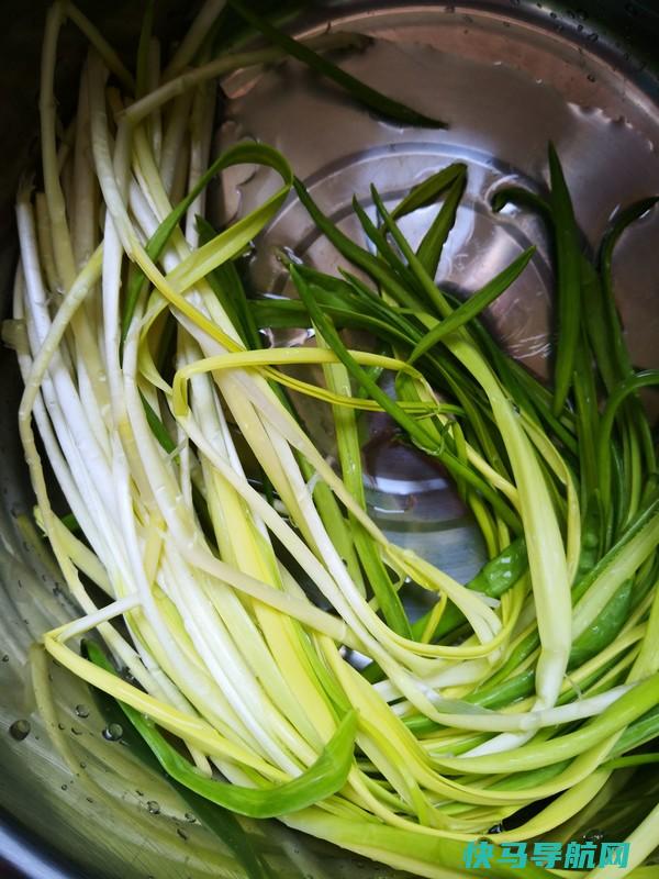这菜是植物蛋白王，和它天生一对，汤汁鲜浓，鲜香味美