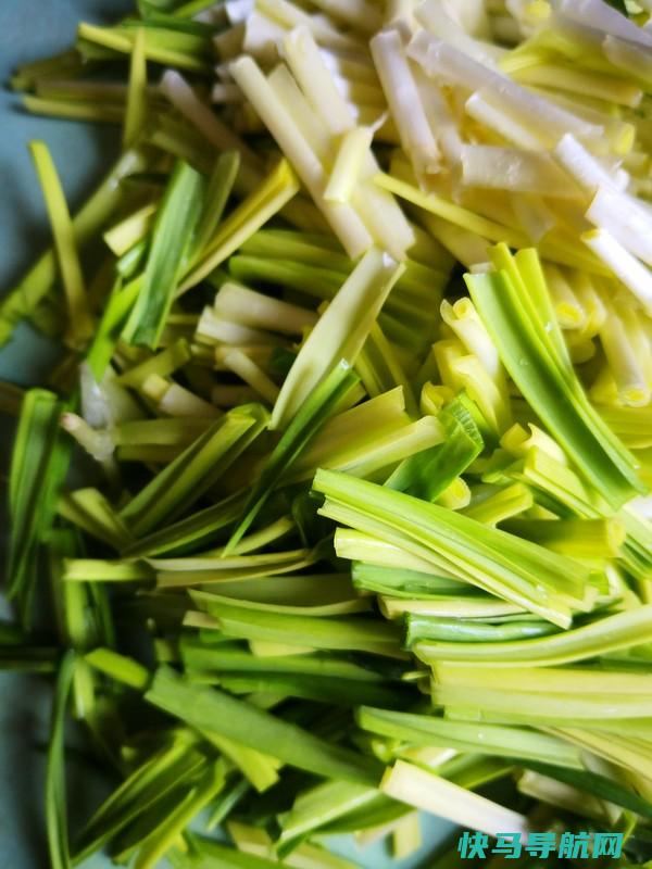 这菜是植物蛋白王，和它天生一对，汤汁鲜浓，鲜香味美