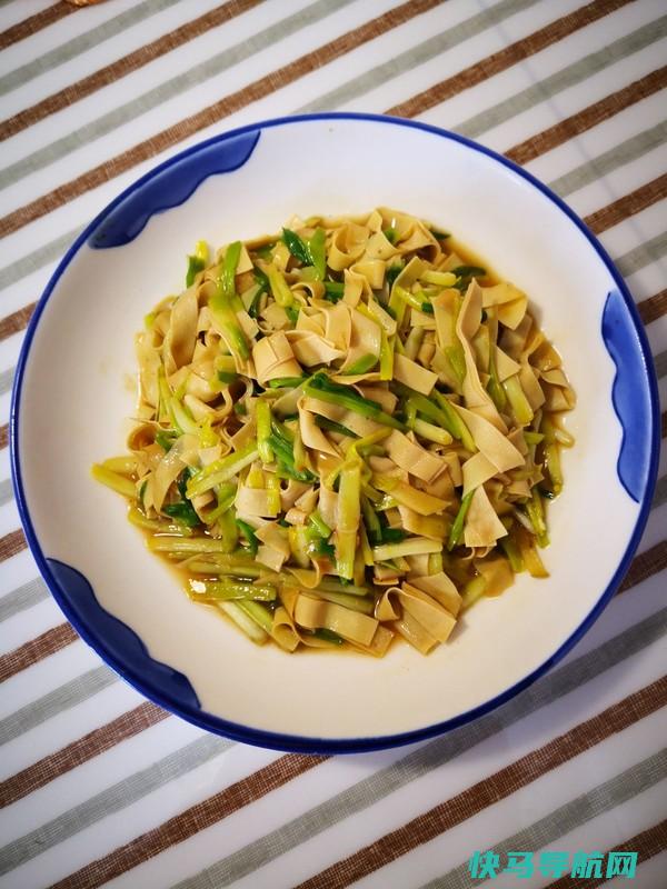 这菜是植物蛋白王，和它天生一对，汤汁鲜浓，鲜香味美