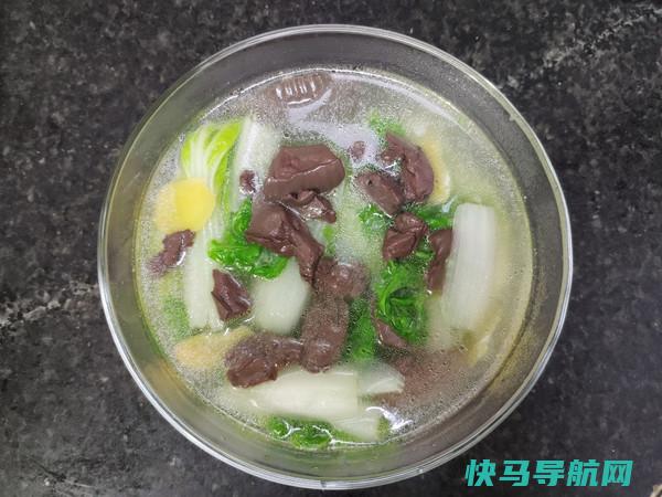 青菜和它是绝配，做成汤又清肠，喝