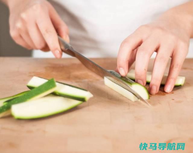 吃腻了油腻腻的肉，素菜这样做，比肉还好吃