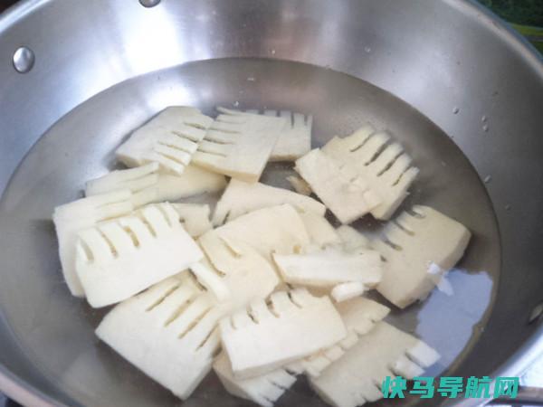 润燥补水很关键，我隔三岔五煲这汤，好喝不贵皮