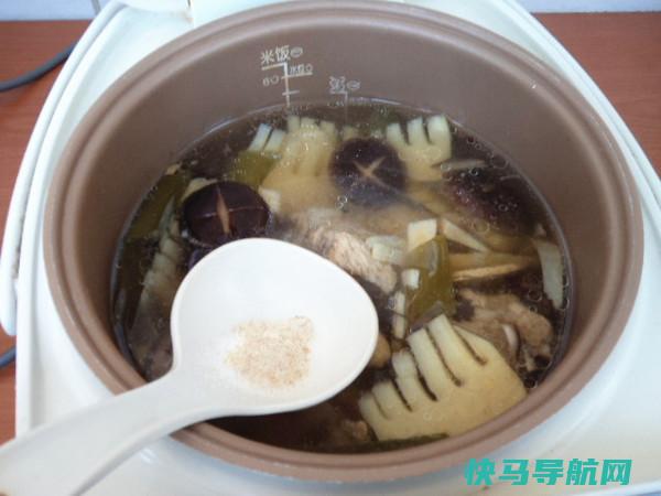 润燥补水很关键，我隔三岔五煲这汤，好喝不贵皮