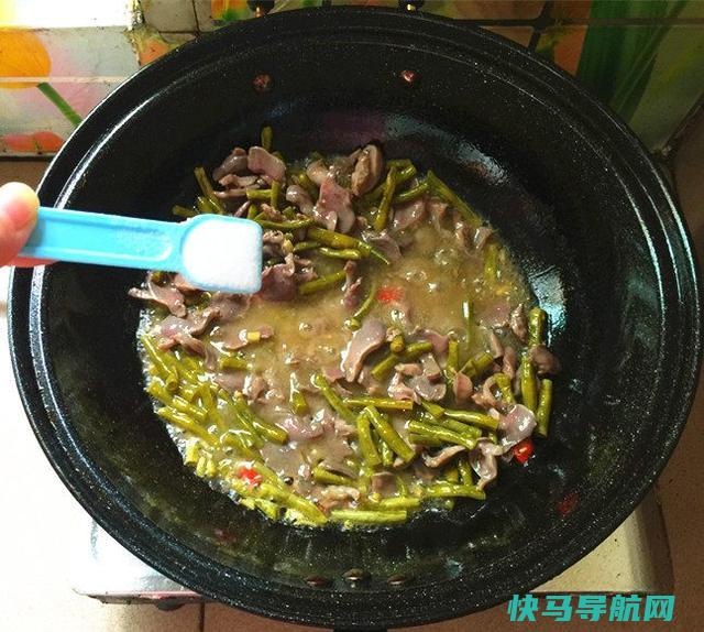下饭菜就吃它，开胃又解腻，解馋还不上火，就着饭